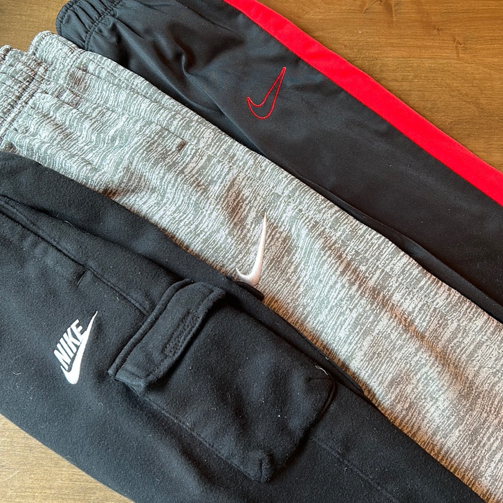 Boys Nike jogger lot